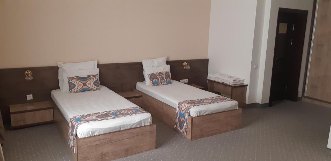 Mahmud Hotel Samarkand Buitenkant foto